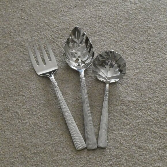 Pfaltzgraff Naturewood Set of 3 Stainless Serving Pieces - Picture 2 of 5